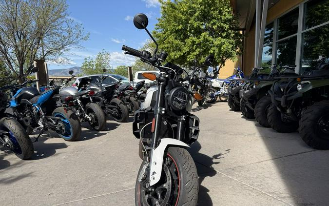 2022 Indian Motorcycle® FTR S White Smoke