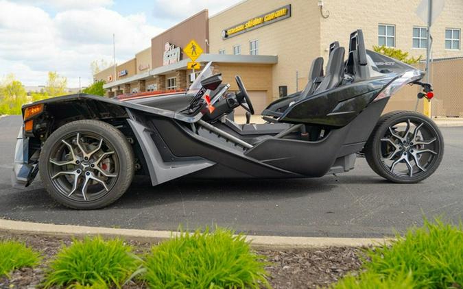 2017 Polaris Slingshot SLINGSHOT SL Sunset Red