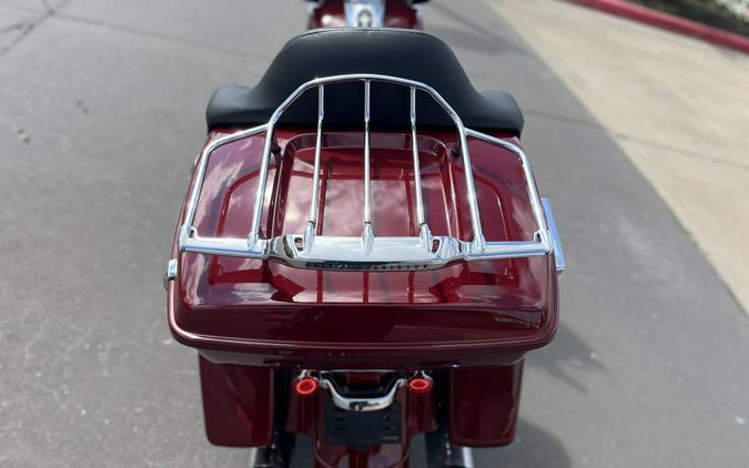 2020 Harley-Davidson® FLHX Street Glide® Stiletto Red 673201