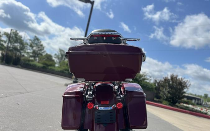 2020 Harley-Davidson® FLHX Street Glide® Stiletto Red 673201