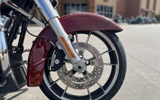 2020 Harley-Davidson® FLHX Street Glide® Stiletto Red 673201