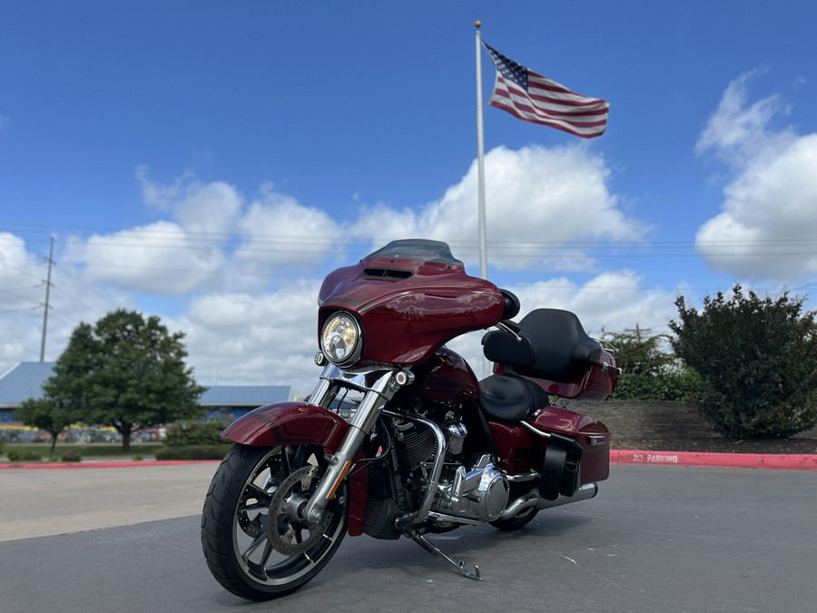 2020 Harley-Davidson® FLHX Street Glide® Stiletto Red 673201