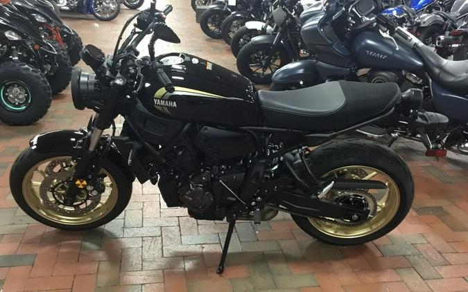 2023 Yamaha XSR700