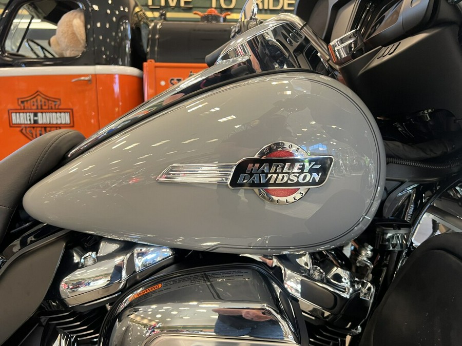 2024 Harley-Davidson Tri-Glide Ultra FLHTCUTG