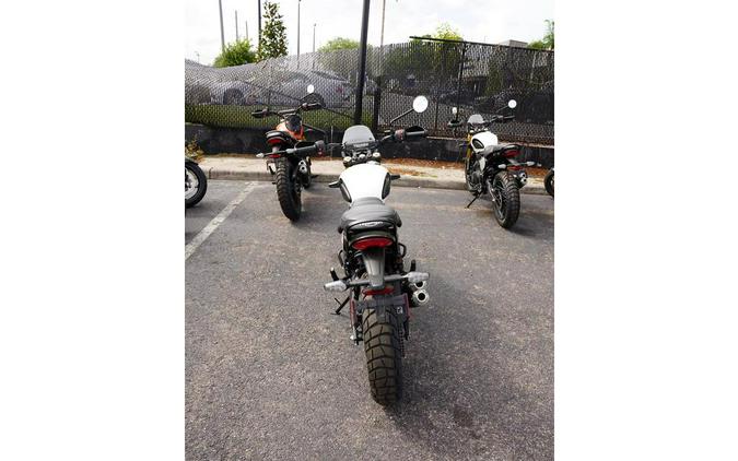 2026 Triumph Scrambler 400 XC