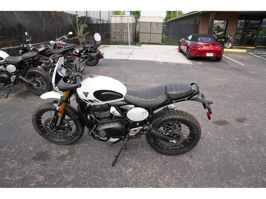 2026 Triumph Scrambler 400 XC