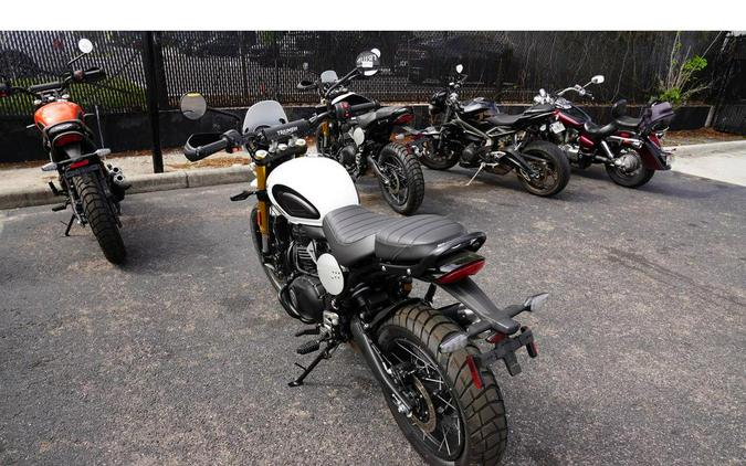 2026 Triumph Scrambler 400 XC