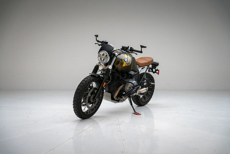 2023 BMW R nineT Scrambler Manhattan Metallic Matte