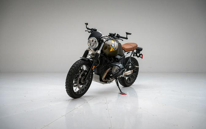 2023 BMW R nineT Scrambler Manhattan Metallic Matte