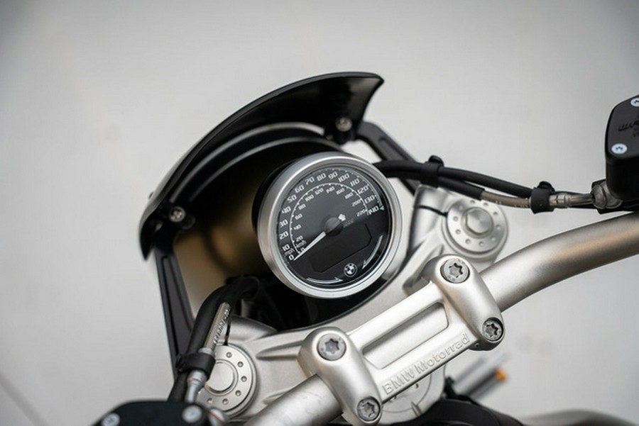 2023 BMW R nineT Scrambler Manhattan Metallic Matte