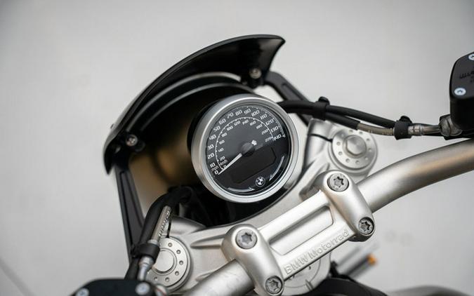 2023 BMW R nineT Scrambler Manhattan Metallic Matte