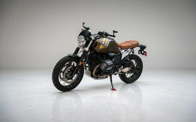 2023 BMW R nineT Scrambler Manhattan Metallic Matte