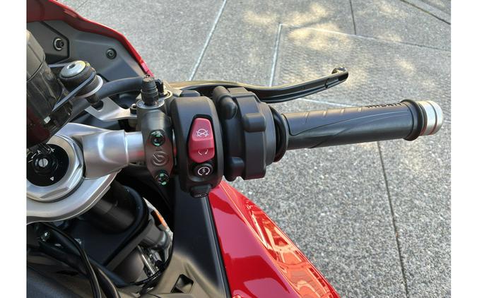 2026 Panigale V2 - Ducati