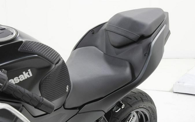 2026 Kawasaki Ninja 500 Metallic Flat Spark Black