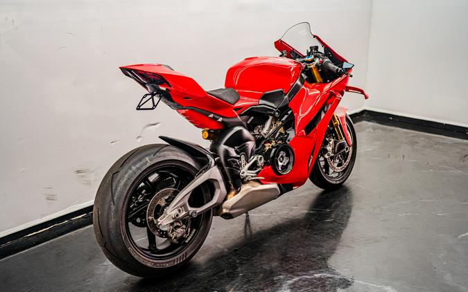 2025 Ducati Panigale V4 S