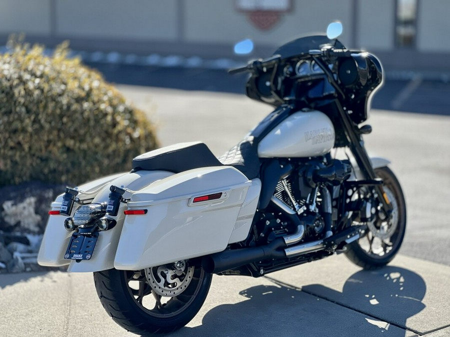 2023 Harley-Davidson Street Glide ST White Sand Pearl