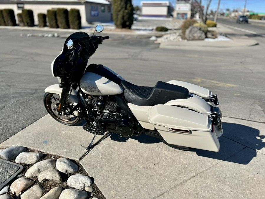 2023 Harley-Davidson Street Glide ST White Sand Pearl