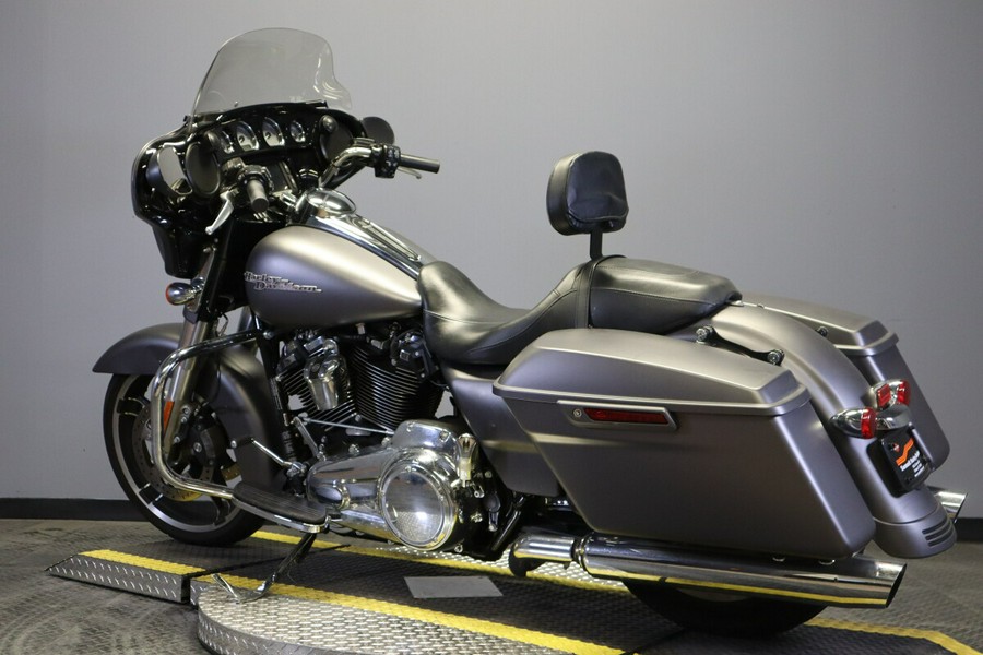 2017 Harley-Davidson Street Glide Special