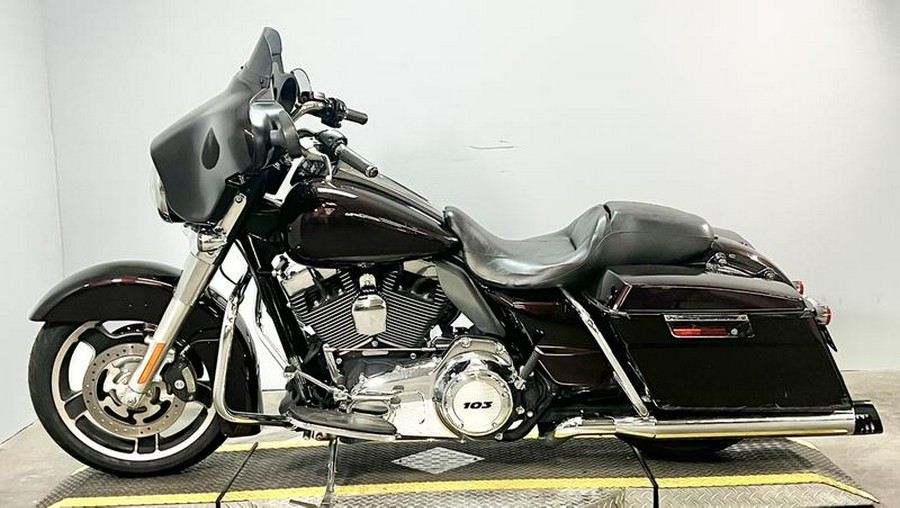 2013 Harley-Davidson® FLHX - Street Glide®