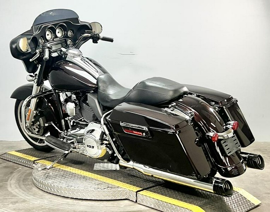 2013 Harley-Davidson® FLHX - Street Glide®