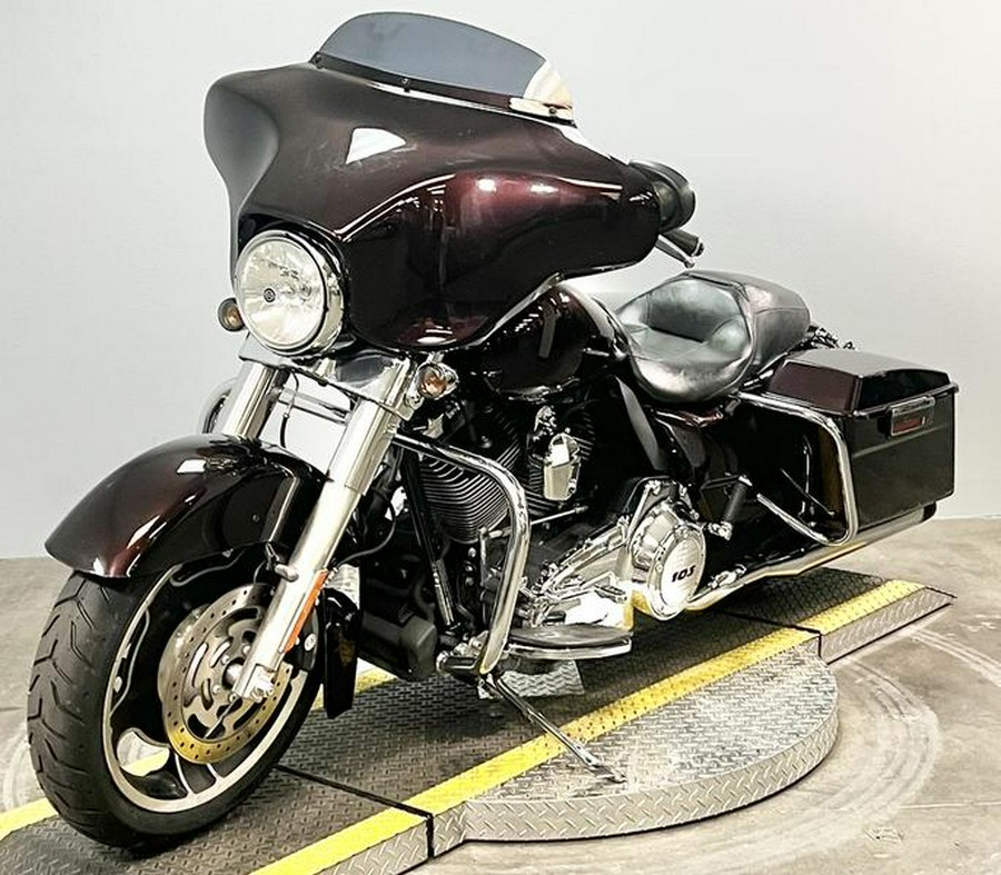 2013 Harley-Davidson® FLHX - Street Glide®