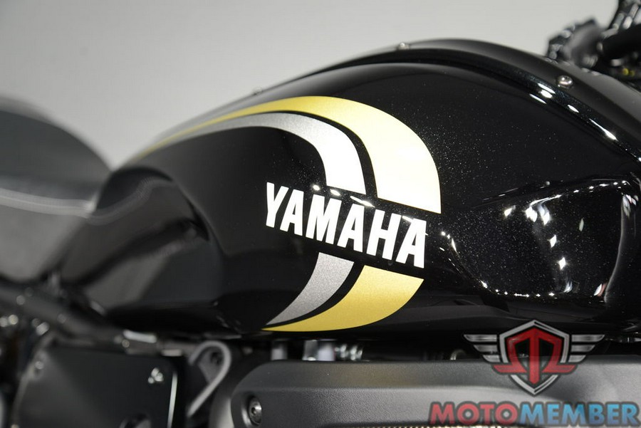 2025 Yamaha XSR 700