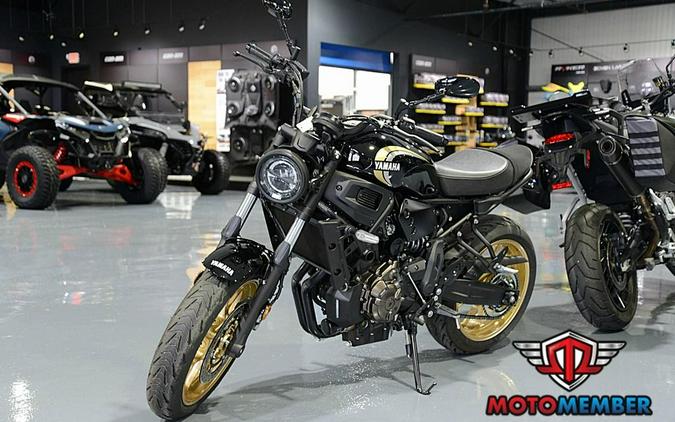 2025 Yamaha XSR 700