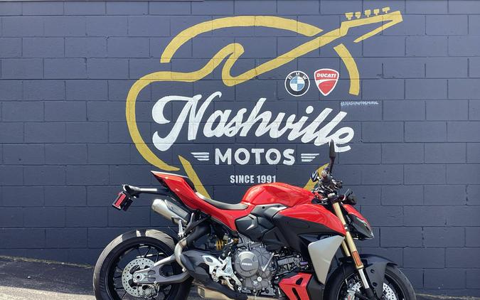 2026 Ducati Streetfighter V2