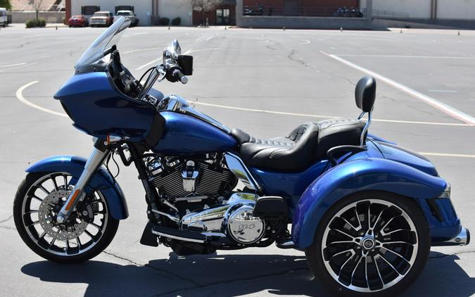 2023 Harley-Davidson Road Glide 3 Bright Billiard Blue FLTRT
