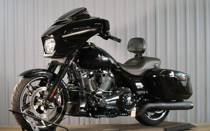 2024 Harley-Davidson Street Glide FLHX