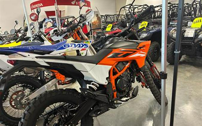 2025 KTM 390 Enduro R