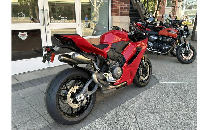 2026 Panigale V2 S - Ducati