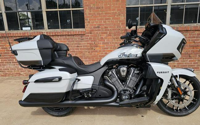 2026 Indian Motorcycle® Pursuit 112 Dark Horse® with PowerBand Audio Package