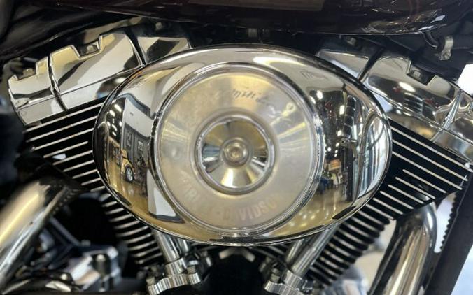 2005 Harley-Davidson Electra Glide® Ultra Classic® BLACK CHERRY W/PINSTRIPE