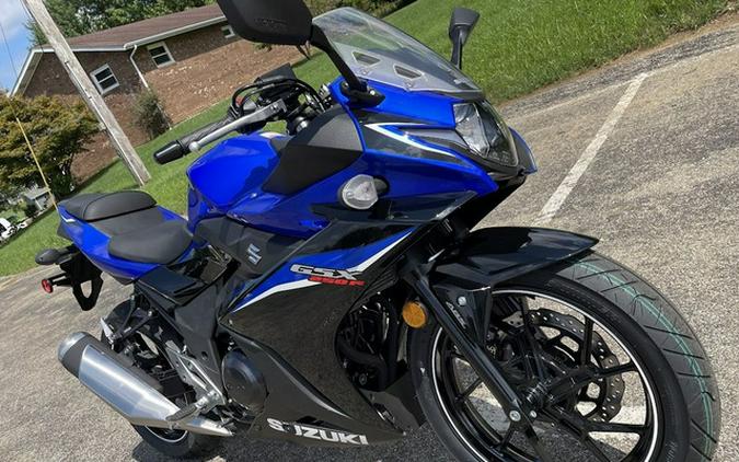 2022 Suzuki GSX 250R ABS