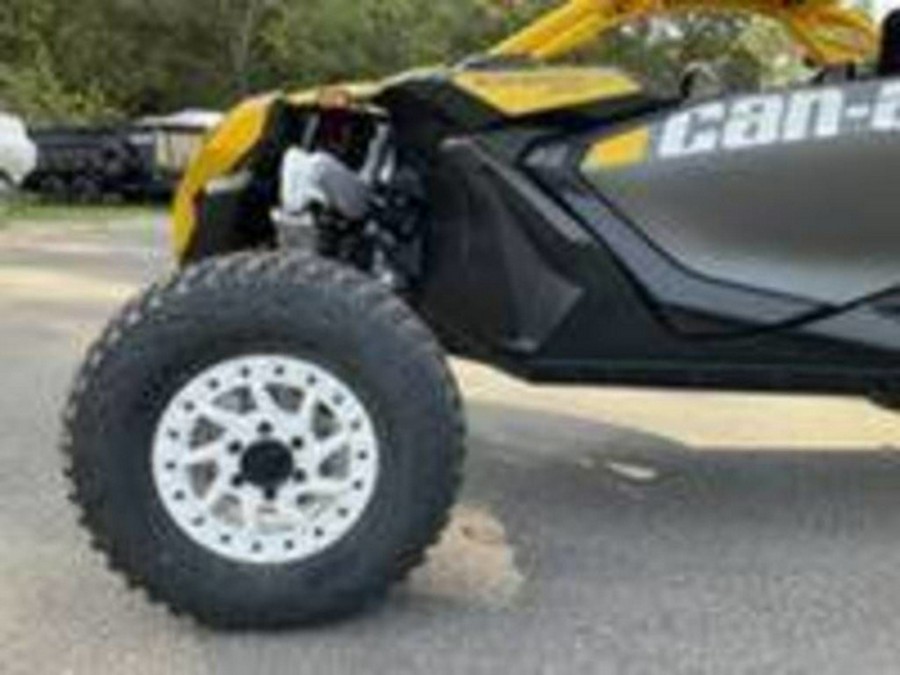 2024 Can-Am Maverick R X RS Carbon Black & Neo Yellow