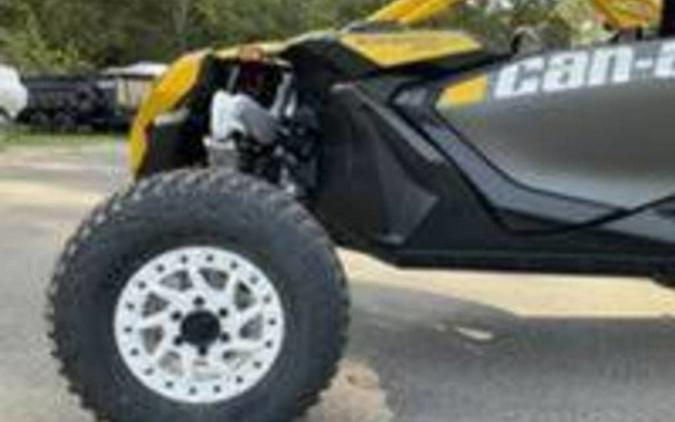 2024 Can-Am Maverick R X RS Carbon Black & Neo Yellow