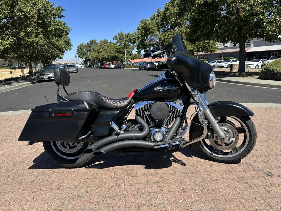 FLHX 2011 Street Glide®