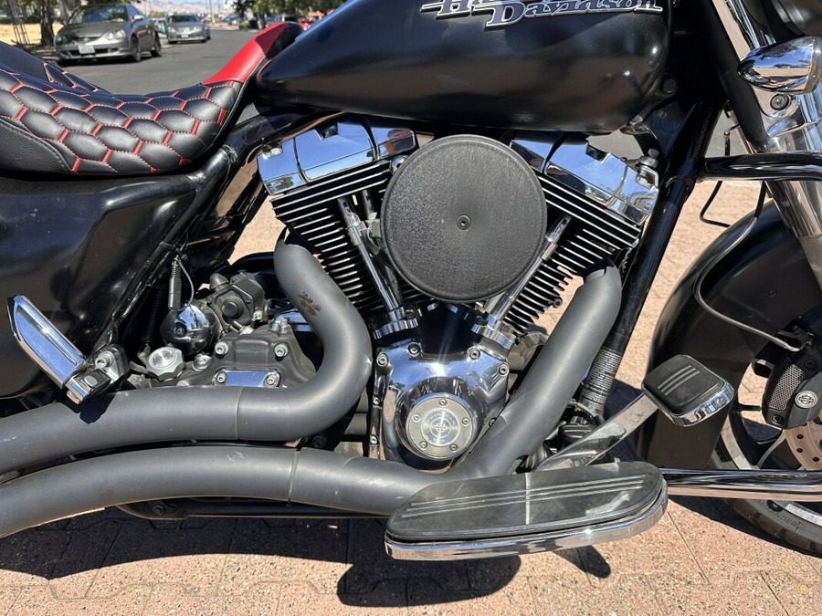 FLHX 2011 Street Glide®