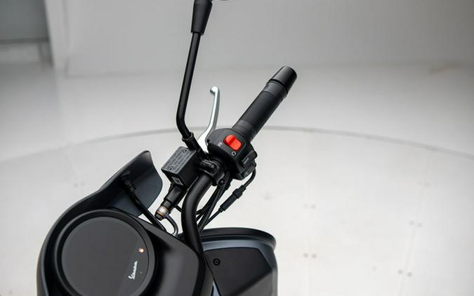 2025 Vespa GTV 310