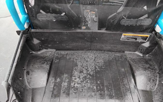 2019 Can-Am Commander XT 800R Carbon Black & Octane Blue