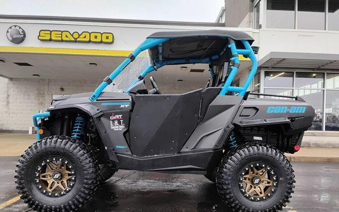2019 Can-Am Commander XT 800R Carbon Black & Octane Blue