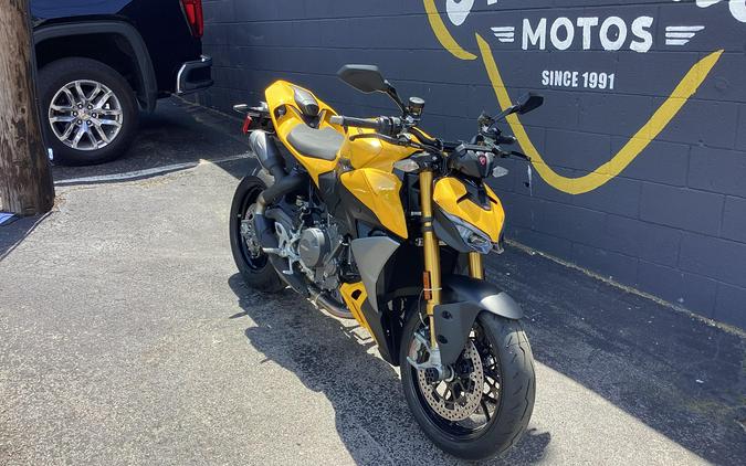 2026 Ducati Streetfighter V2S