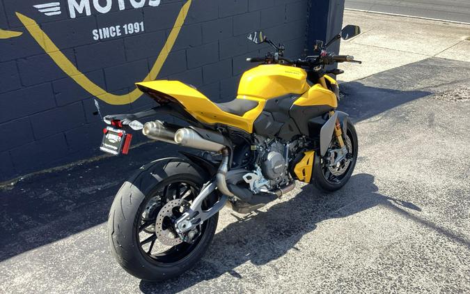 2026 Ducati Streetfighter V2S