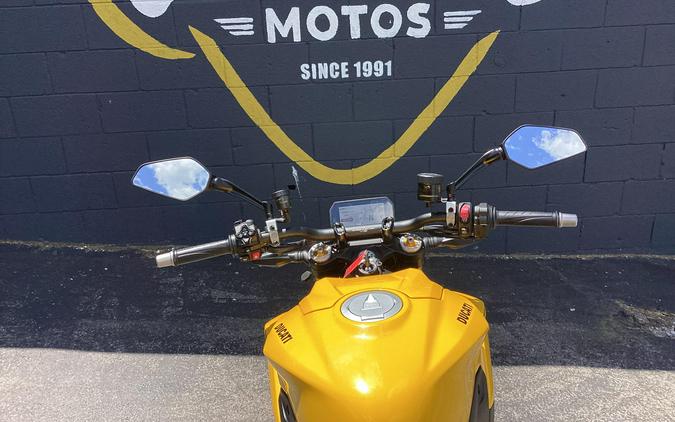 2026 Ducati Streetfighter V2S