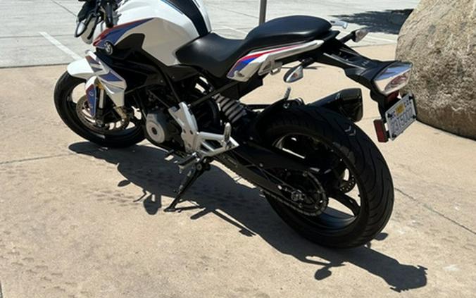 2018 BMW G 310 R Pearl White Metallic 310 R