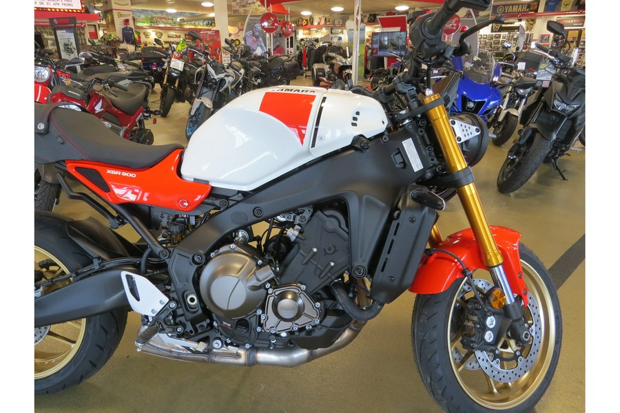 2025 Yamaha XSR900SW