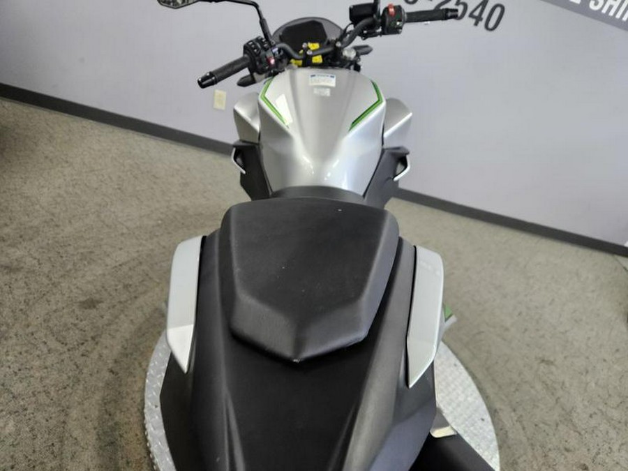 2024 Kawasaki Z7 Hybrid ABS