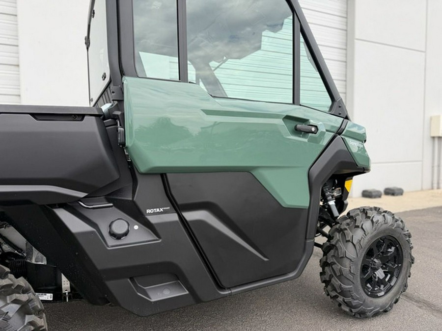 2026 Can-Am Defender DPS CAB HD10