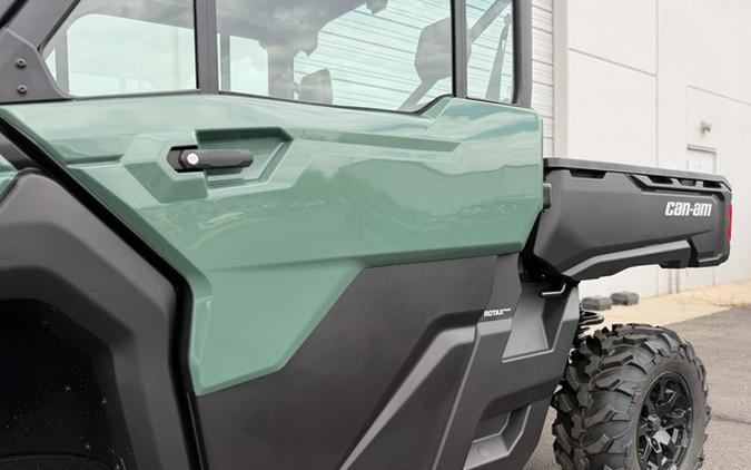2026 Can-Am Defender DPS CAB HD10
